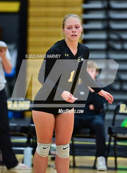 Thumbnail 1 in Denver South vs Green Mountain photogallery.