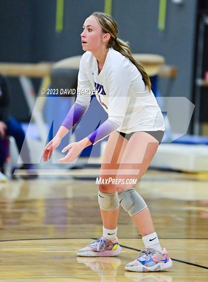 Thumbnail 3 in Denver South vs Green Mountain photogallery.