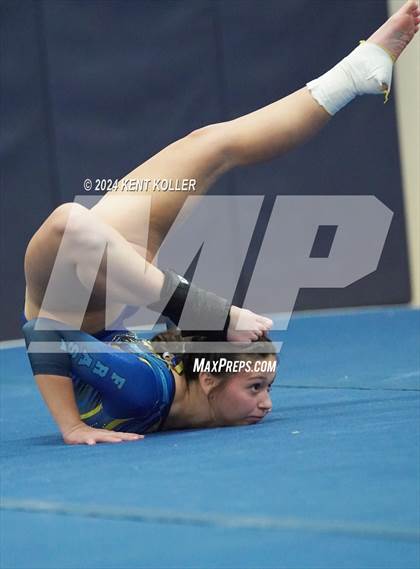 Thumbnail 2 in Fraser Invitational  photogallery.