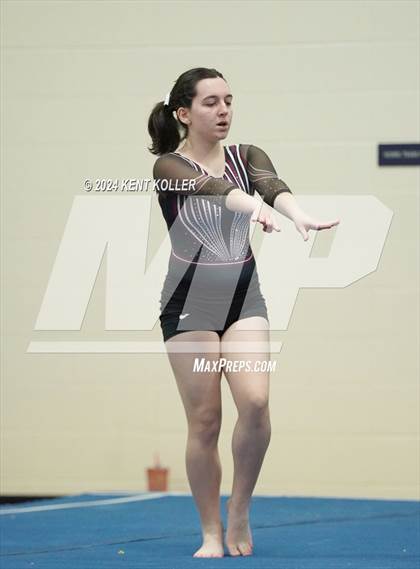 Thumbnail 1 in Fraser Invitational  photogallery.
