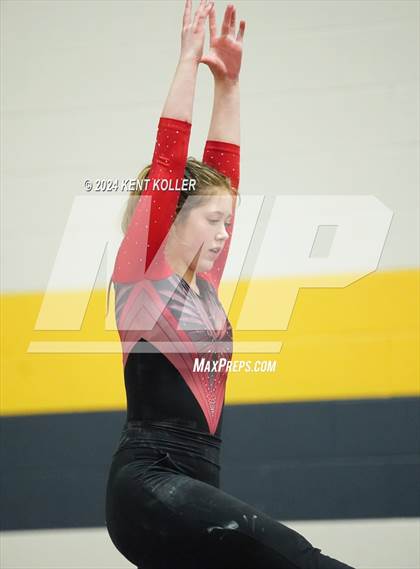 Thumbnail 3 in Fraser Invitational  photogallery.