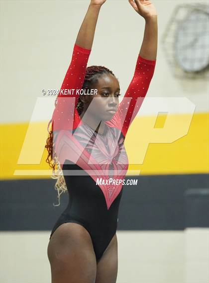 Thumbnail 2 in Fraser Invitational  photogallery.