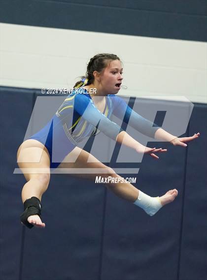 Thumbnail 1 in Fraser Invitational  photogallery.