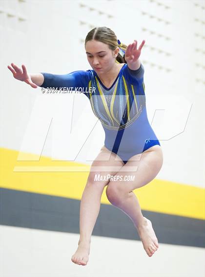 Thumbnail 2 in Fraser Invitational  photogallery.
