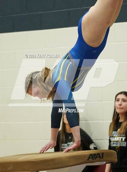 Thumbnail 3 in Fraser Invitational  photogallery.