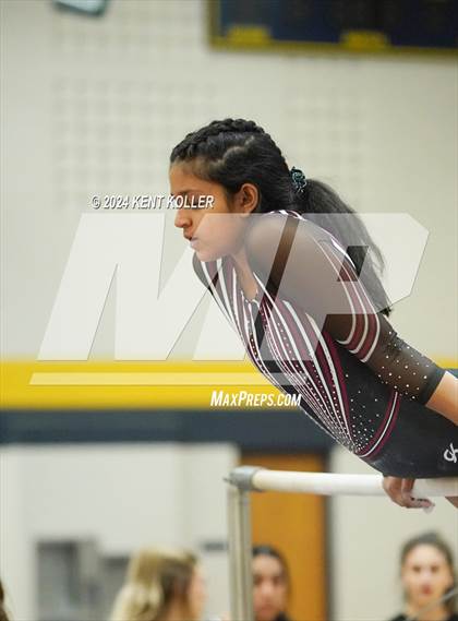 Thumbnail 1 in Fraser Invitational  photogallery.
