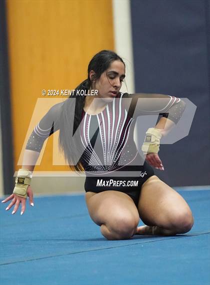 Thumbnail 2 in Fraser Invitational  photogallery.