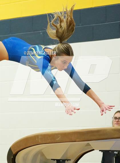 Thumbnail 3 in Fraser Invitational  photogallery.