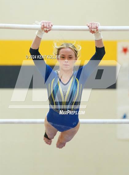 Thumbnail 2 in Fraser Invitational  photogallery.
