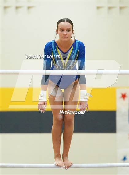 Thumbnail 1 in Fraser Invitational  photogallery.