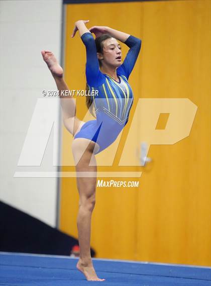 Thumbnail 1 in Fraser Invitational  photogallery.