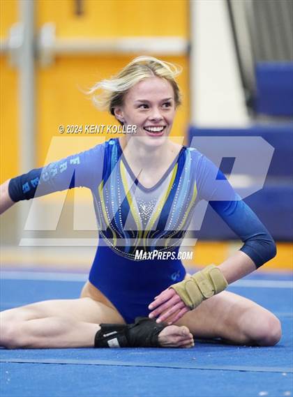 Thumbnail 3 in Fraser Invitational  photogallery.