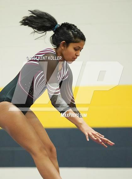 Thumbnail 3 in Fraser Invitational  photogallery.