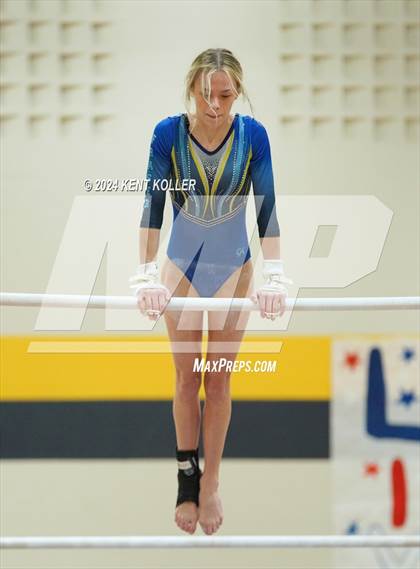 Thumbnail 3 in Fraser Invitational  photogallery.