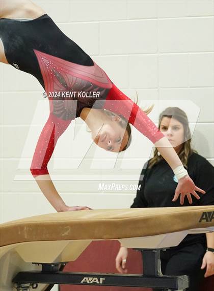 Thumbnail 3 in Fraser Invitational  photogallery.