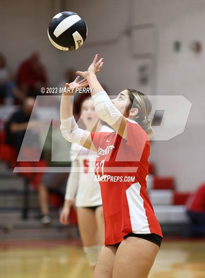 Thumbnail 3 in Ellwood City @ Neshannock photogallery.
