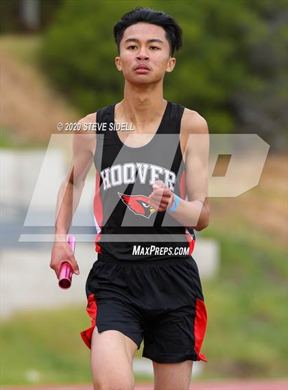 Thumbnail 2 in 5th Annual Meb Keflezighi Invitational photogallery.
