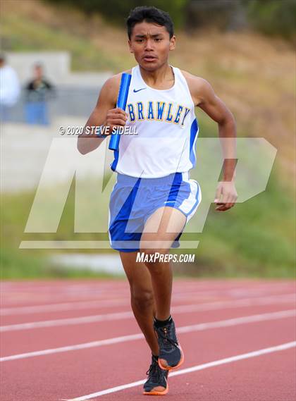 Thumbnail 1 in 5th Annual Meb Keflezighi Invitational photogallery.