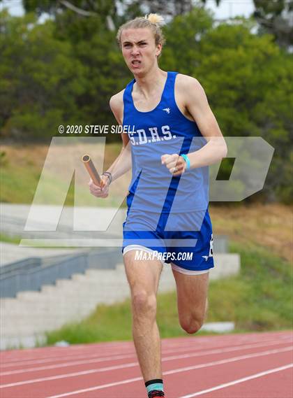 Thumbnail 3 in 5th Annual Meb Keflezighi Invitational photogallery.
