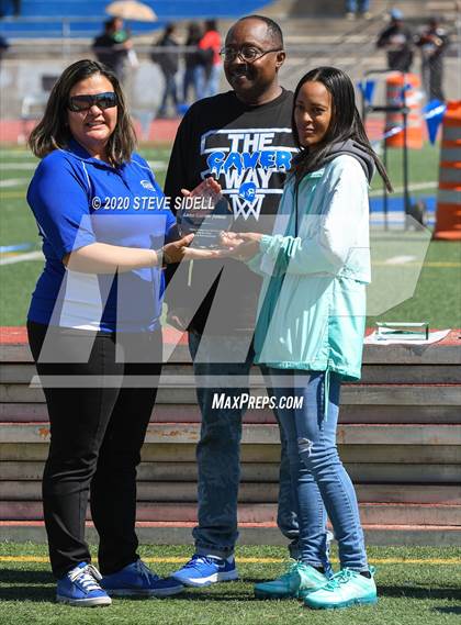 Thumbnail 1 in 5th Annual Meb Keflezighi Invitational photogallery.