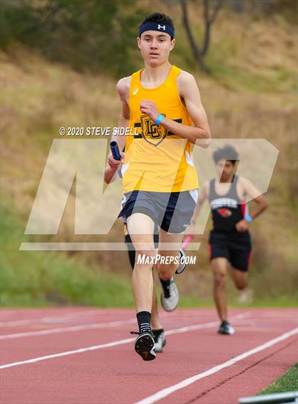 Thumbnail 2 in 5th Annual Meb Keflezighi Invitational photogallery.