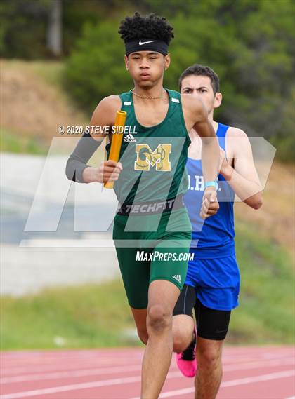 Thumbnail 2 in 5th Annual Meb Keflezighi Invitational photogallery.