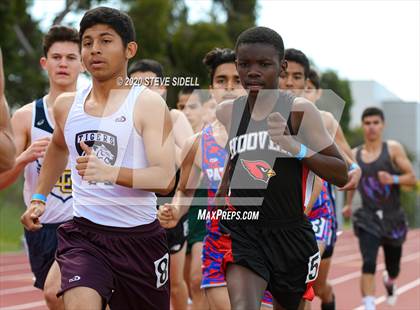 Thumbnail 3 in 5th Annual Meb Keflezighi Invitational photogallery.