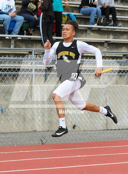 Thumbnail 2 in 5th Annual Meb Keflezighi Invitational photogallery.