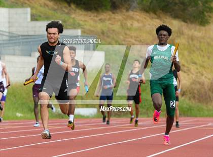 Thumbnail 1 in 5th Annual Meb Keflezighi Invitational photogallery.