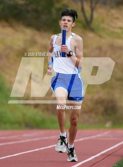 Thumbnail 3 in 5th Annual Meb Keflezighi Invitational photogallery.