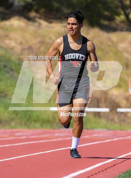 Thumbnail 3 in 5th Annual Meb Keflezighi Invitational photogallery.