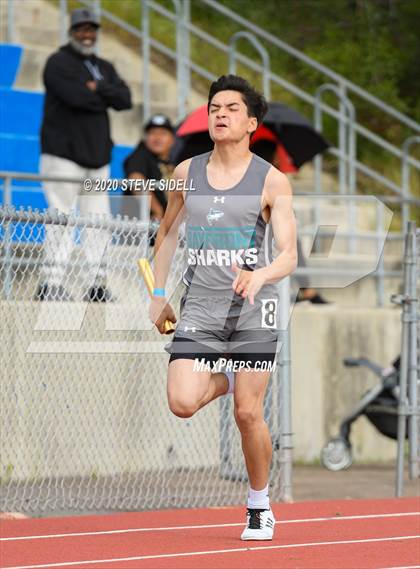 Thumbnail 2 in 5th Annual Meb Keflezighi Invitational photogallery.