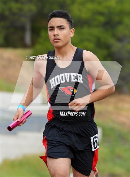 Thumbnail 1 in 5th Annual Meb Keflezighi Invitational photogallery.