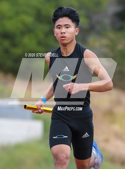 Thumbnail 1 in 5th Annual Meb Keflezighi Invitational photogallery.