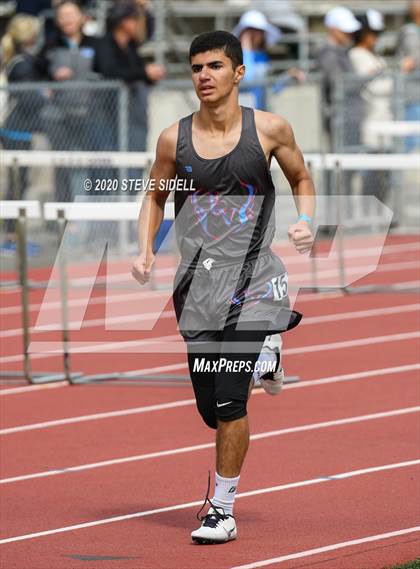 Thumbnail 3 in 5th Annual Meb Keflezighi Invitational photogallery.