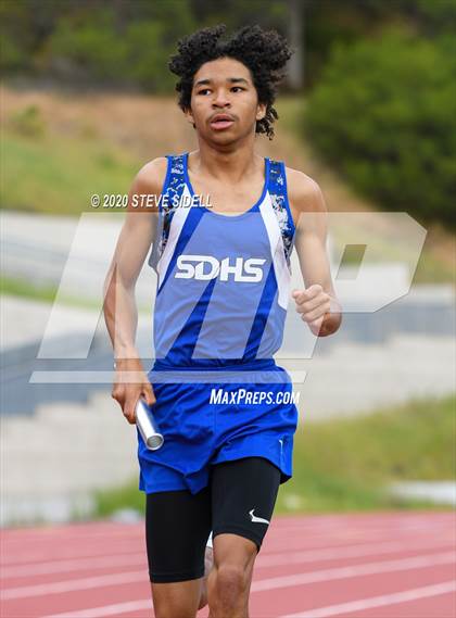 Thumbnail 3 in 5th Annual Meb Keflezighi Invitational photogallery.
