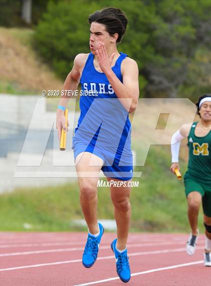 Thumbnail 2 in 5th Annual Meb Keflezighi Invitational photogallery.