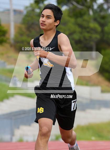 Thumbnail 1 in 5th Annual Meb Keflezighi Invitational photogallery.