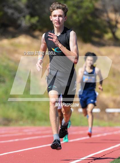 Thumbnail 2 in 5th Annual Meb Keflezighi Invitational photogallery.