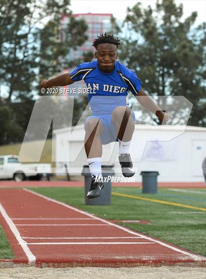 Thumbnail 3 in 5th Annual Meb Keflezighi Invitational photogallery.