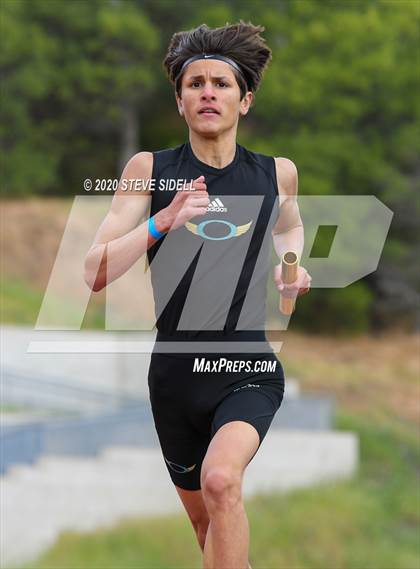 Thumbnail 2 in 5th Annual Meb Keflezighi Invitational photogallery.