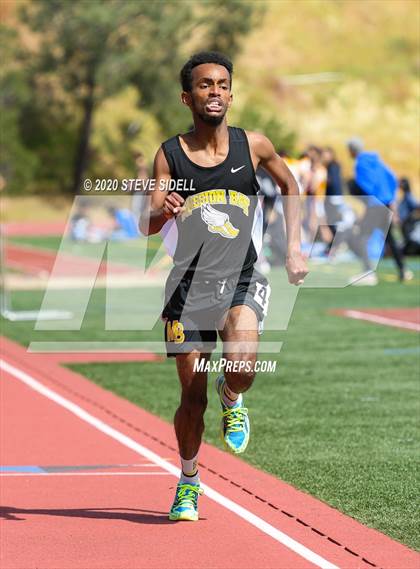 Thumbnail 2 in 5th Annual Meb Keflezighi Invitational photogallery.