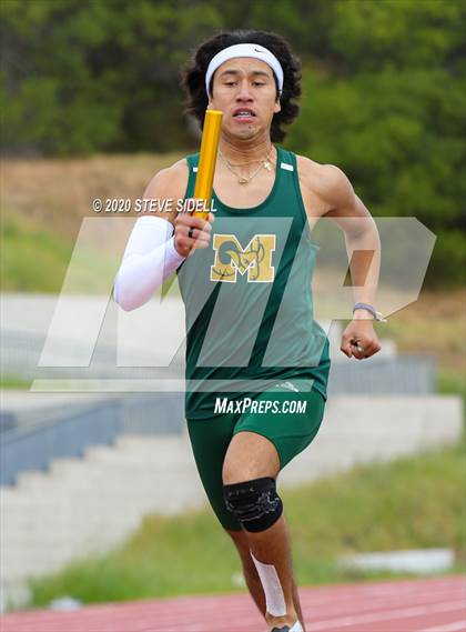 Thumbnail 3 in 5th Annual Meb Keflezighi Invitational photogallery.