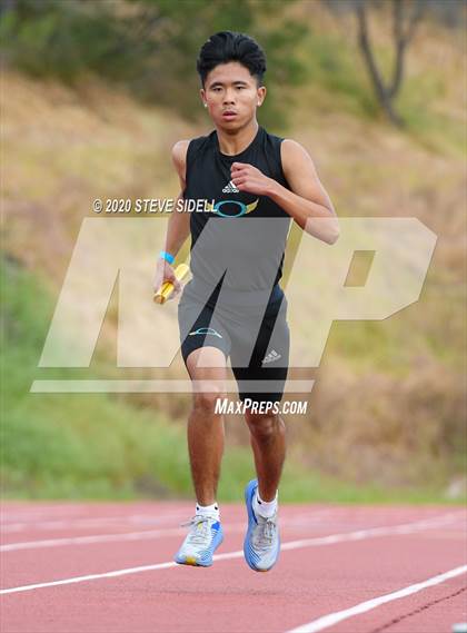 Thumbnail 3 in 5th Annual Meb Keflezighi Invitational photogallery.