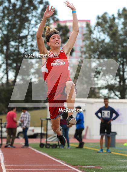 Thumbnail 3 in 5th Annual Meb Keflezighi Invitational photogallery.