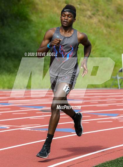 Thumbnail 3 in 5th Annual Meb Keflezighi Invitational photogallery.