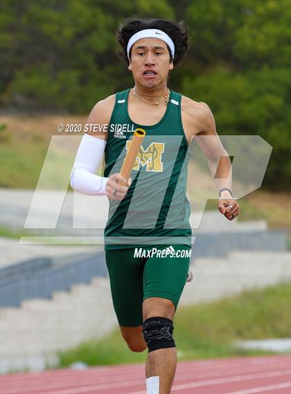 Thumbnail 1 in 5th Annual Meb Keflezighi Invitational photogallery.