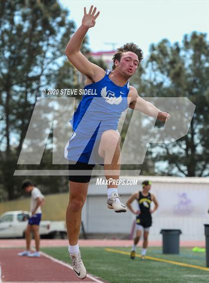 Thumbnail 1 in 5th Annual Meb Keflezighi Invitational photogallery.