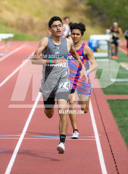Thumbnail 1 in 5th Annual Meb Keflezighi Invitational photogallery.