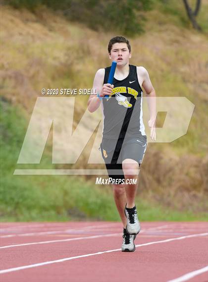 Thumbnail 1 in 5th Annual Meb Keflezighi Invitational photogallery.